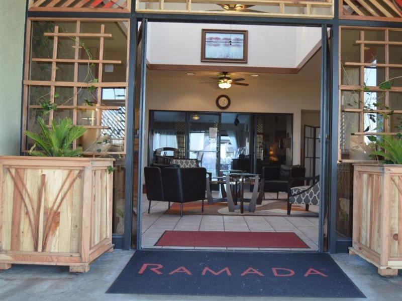 מלון Ramada By Wyndham ארקטה מראה חיצוני תמונה
