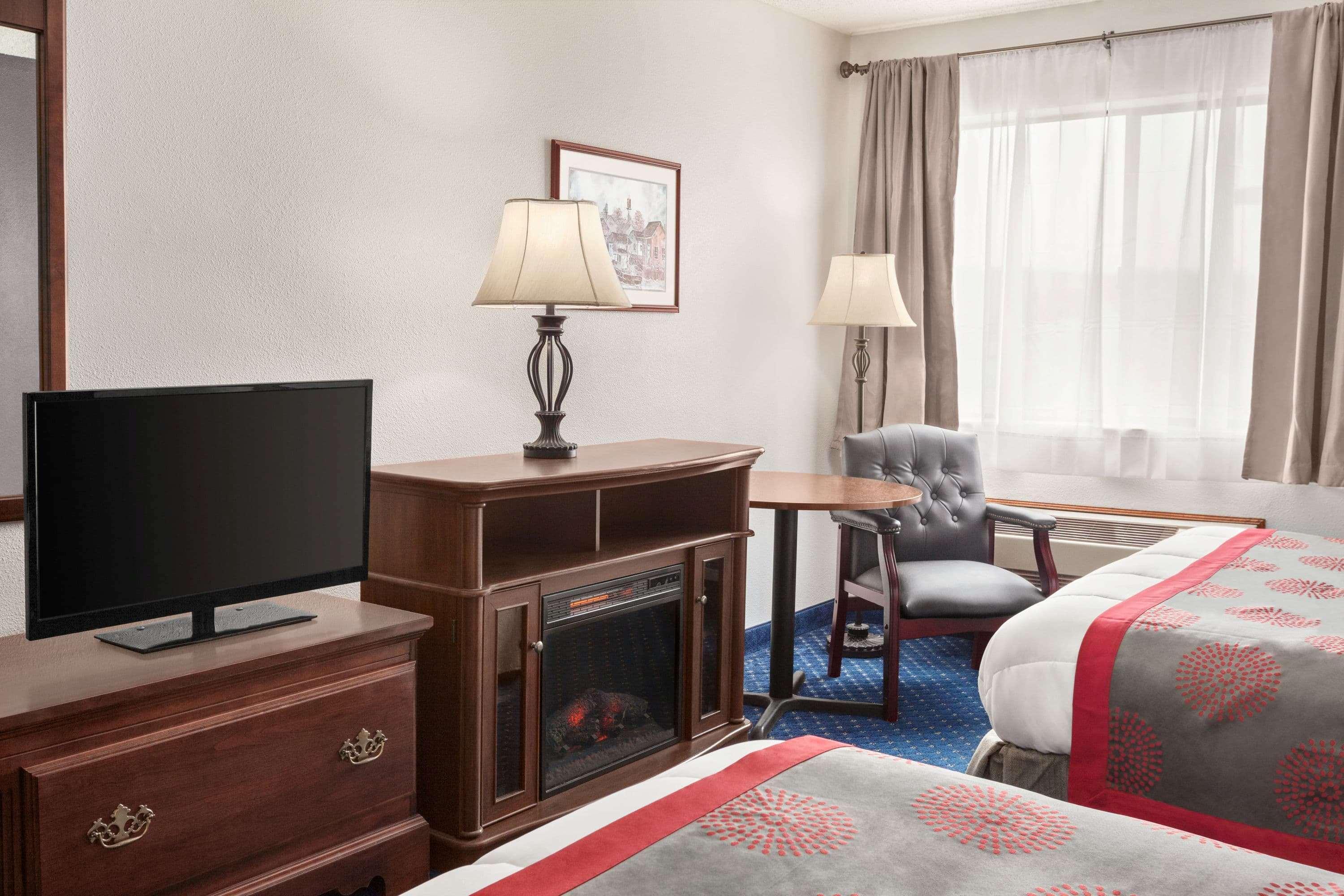 מלון Ramada By Wyndham ארקטה מראה חיצוני תמונה